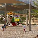 Privat Pool Gem 82, Coast *