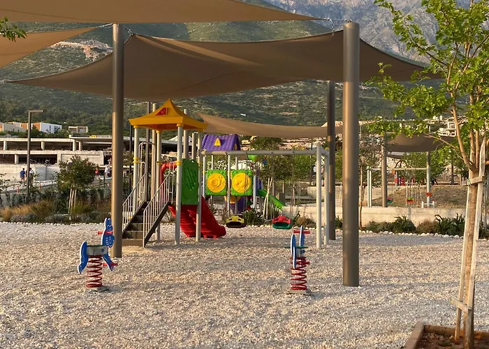 Privat Pool Gem 82, Coast *