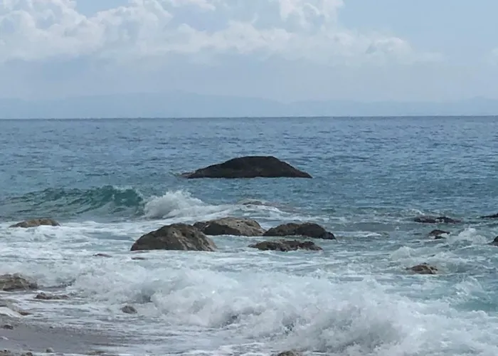 Privat Pool Gem 82, Coast Villa *