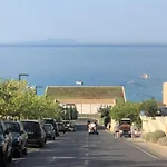 Privat Pool Gem 82, Coast Вилла