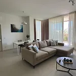 Privat Pool Gem 82, Coast Вилла