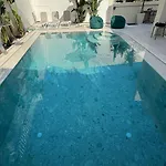Privat Pool Gem 82, Coast