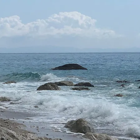 Privat Pool Gem 82, Coast ヴィラ *