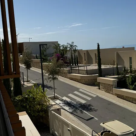 Pool Gem 82, Coast Villa
