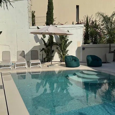 Privat Pool Gem 82, Coast * Dhërmi