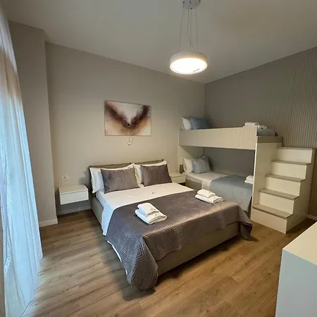 Privat Pool Gem 82, Coast Villa *