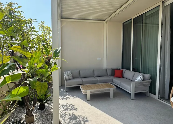 Villa Privat Pool Gem 82, Coast *