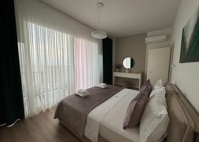 Villa Privat Pool Gem 82, Coast Dhermi