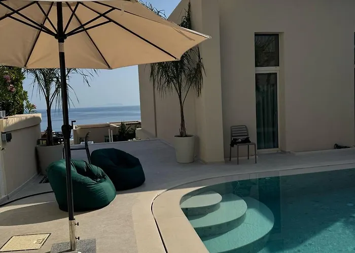 Privat Pool Gem 82, Coast